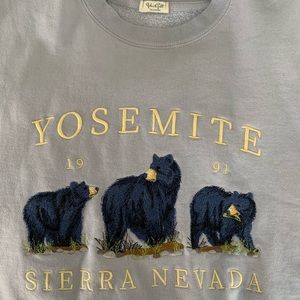 Brandy Melville Yosemite crewneck